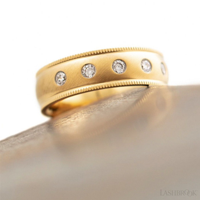 Yellow Gold with Diamonds